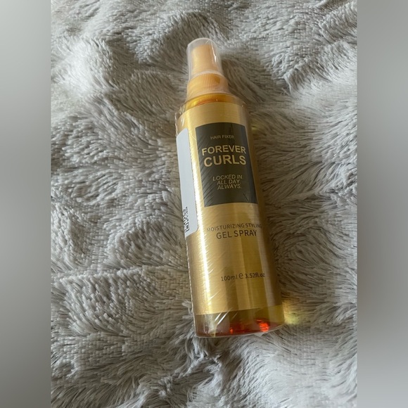 Hair Spray for Curls - Picture 2 of 3